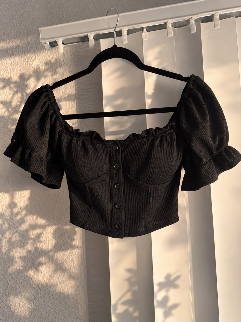 Black Puff-Sleeve Button Front Crop Top